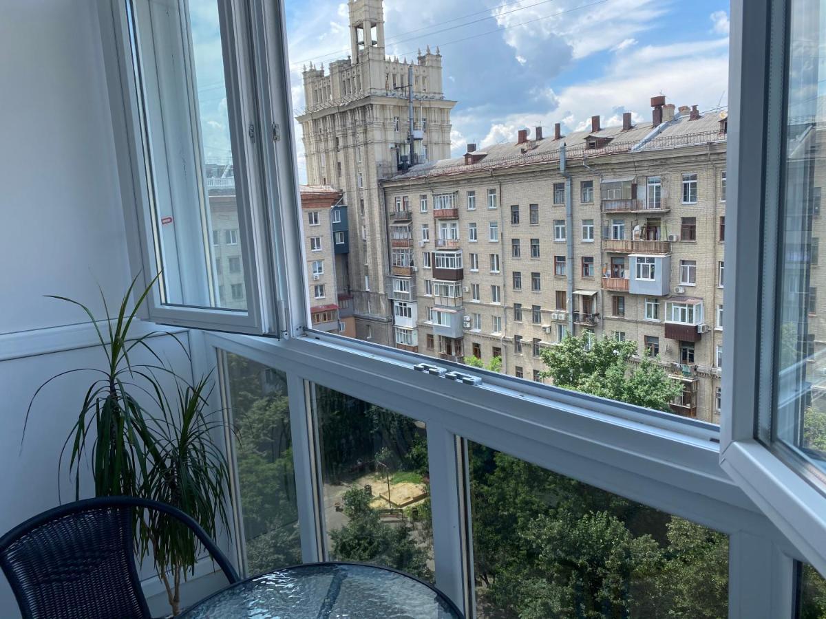 Panorama Luxury Apartment In The House With A Spire, A Historical Building In The City Centre Κχαρκίβ Εξωτερικό φωτογραφία