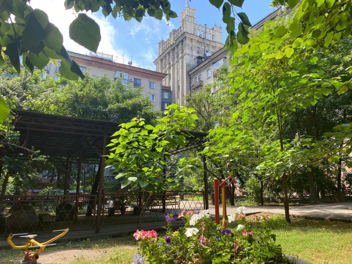 Panorama Luxury Apartment In The House With A Spire, A Historical Building In The City Centre Κχαρκίβ Εξωτερικό φωτογραφία